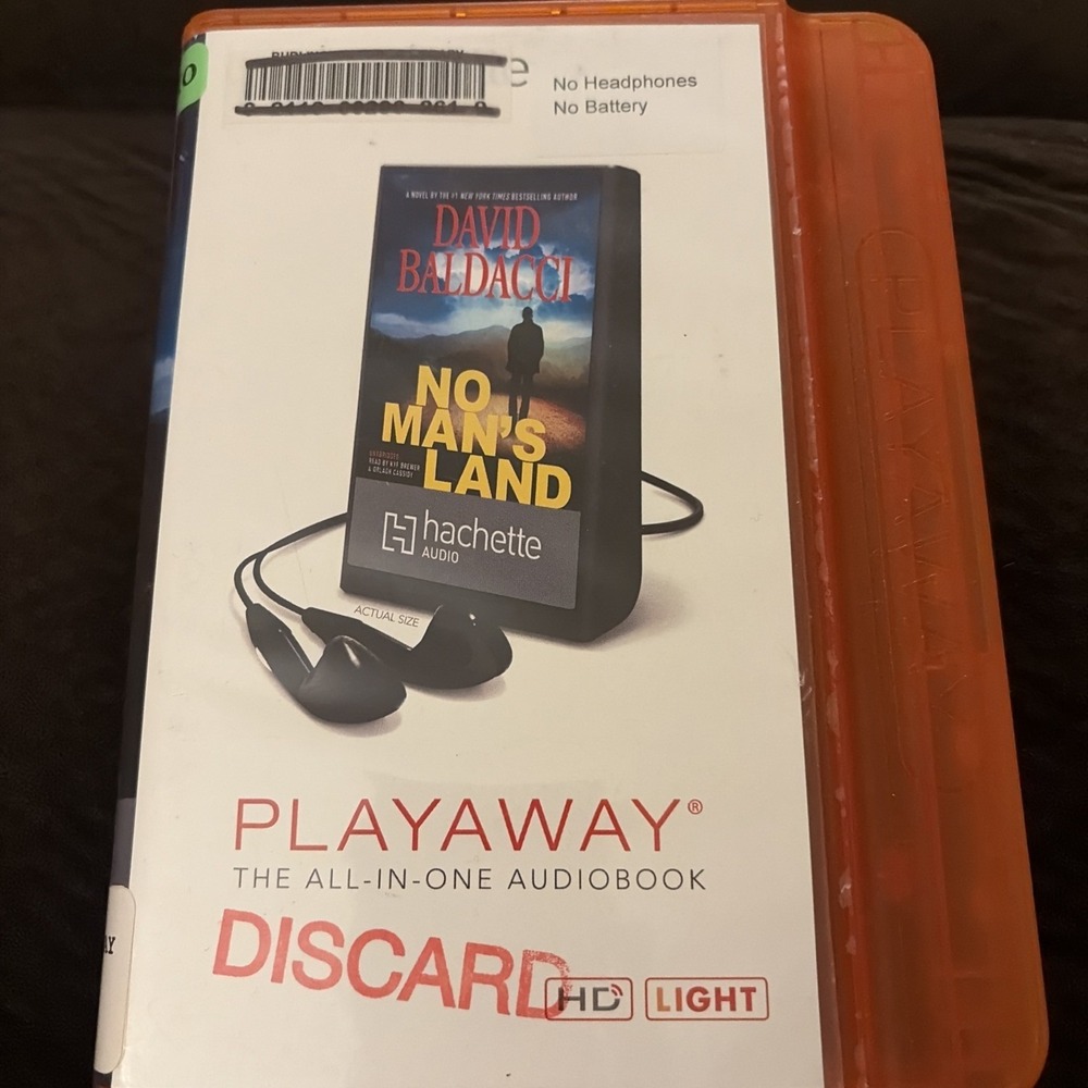 Playaway Audiobook Audio Book Ex Library - No Man's Land By David Baldacci